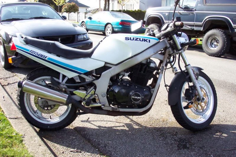 Suzuki gs500e