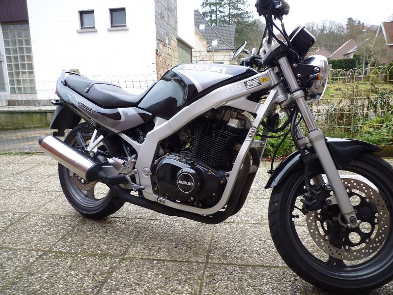 Suzuki GS 500 черный