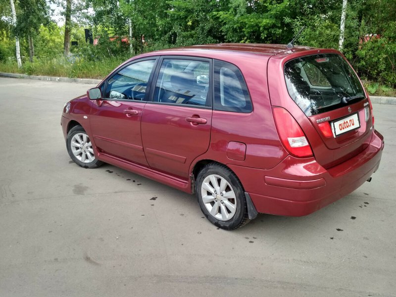 Suzuki Liana 2004 хэтчбек