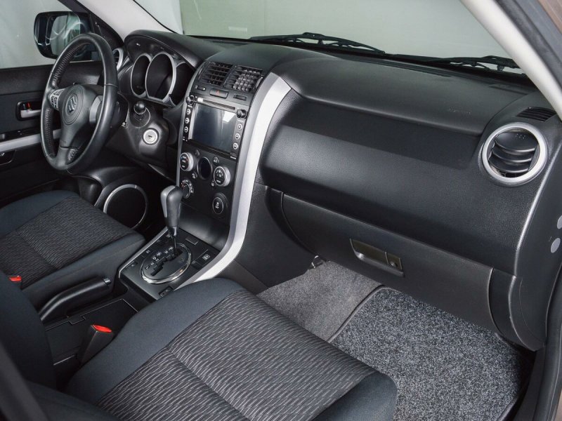 Grand Vitara 2008 салон