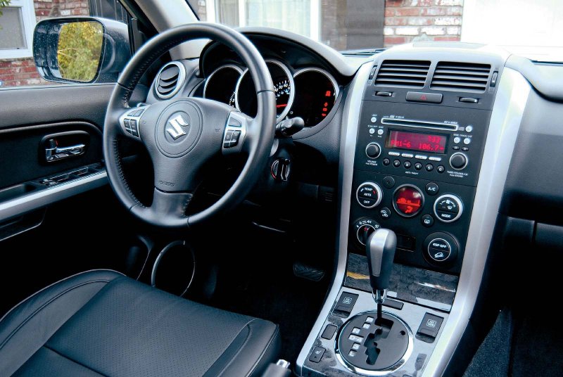 Suzuki Grand Vitara 2007 салон