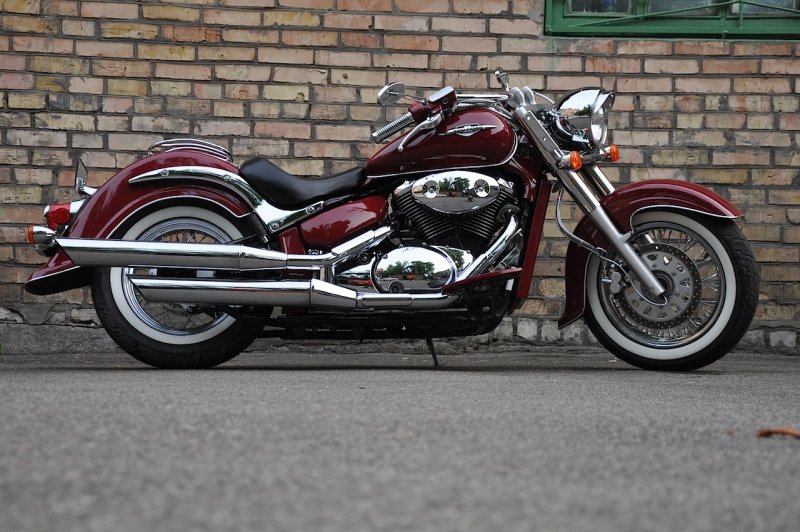 Suzuki Boulevard c50