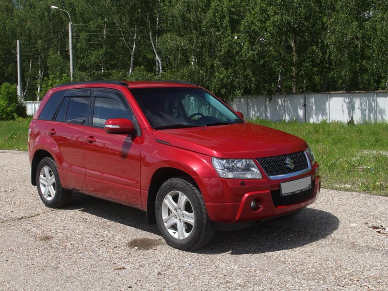 Сузуки Гранд Витара 2008 красный