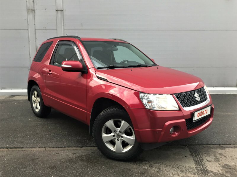 Suzuki Grand Vitara 2005 красный