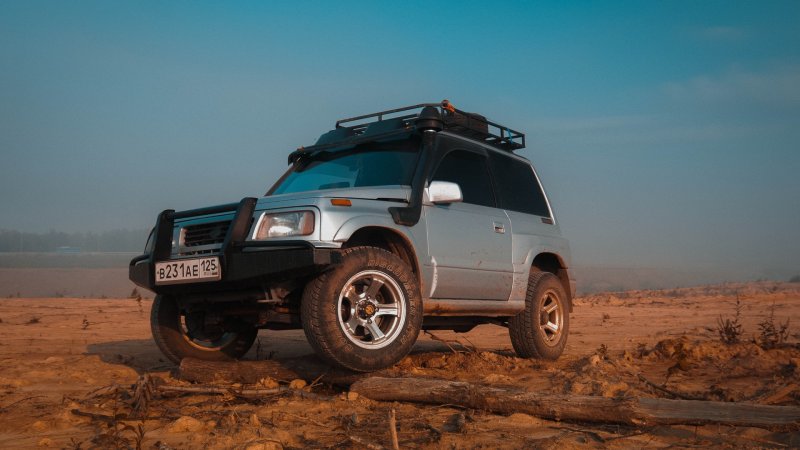 Suzuki Escudo 1997 лифтованный
