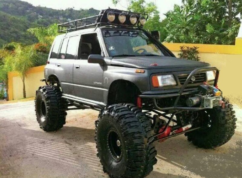 Оффроад Suzuki Escudo