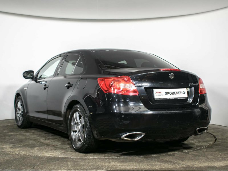 Suzuki Kizashi 2010