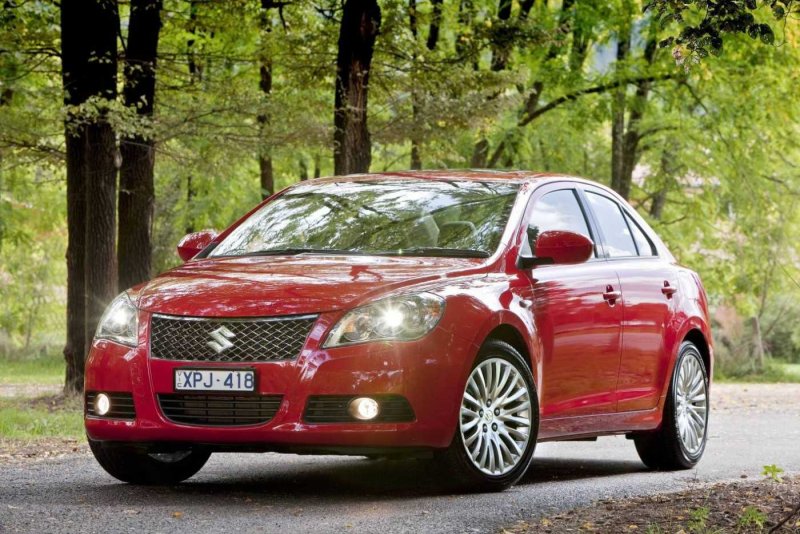 Судзуки седан Kizashi