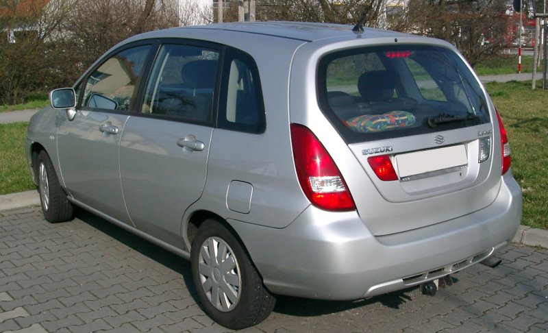 Suzuki Liana 2001 универсал