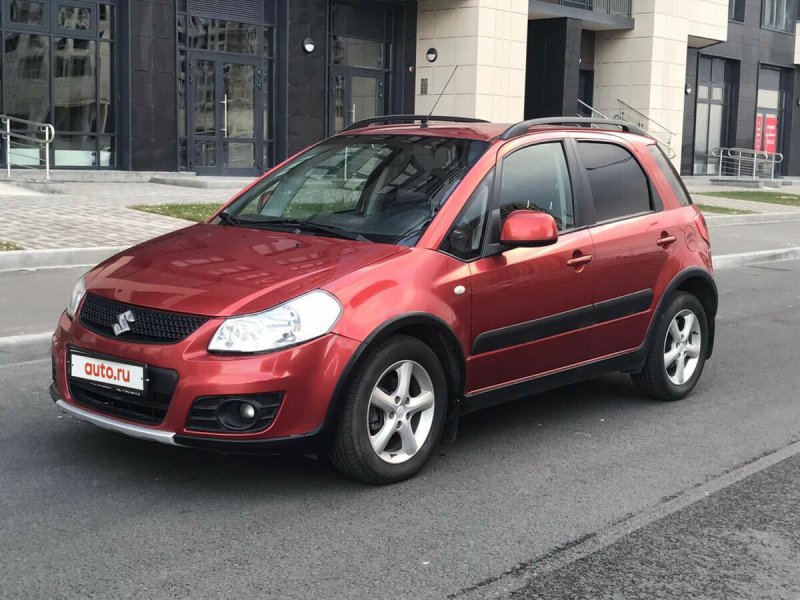 Suzuki sx4 красный