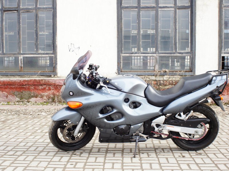 Suzuki GSX 750 Katana