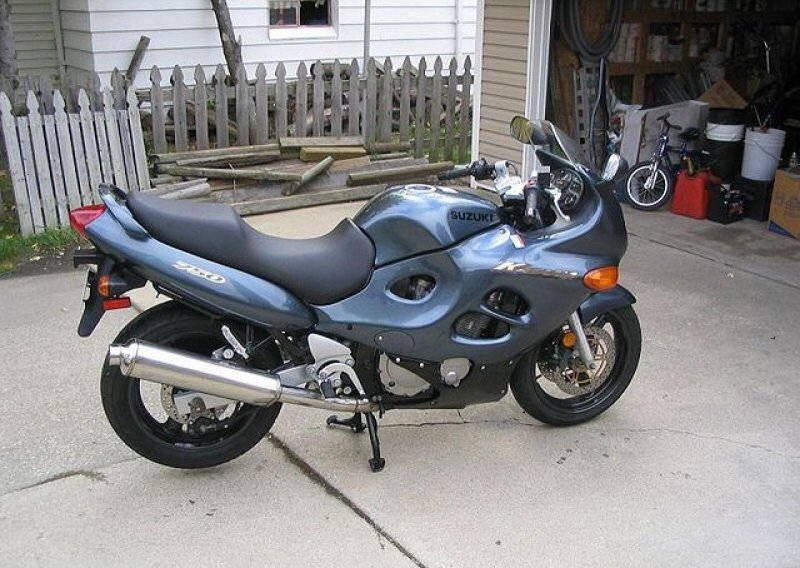 Suzuki GSX 750 Katana