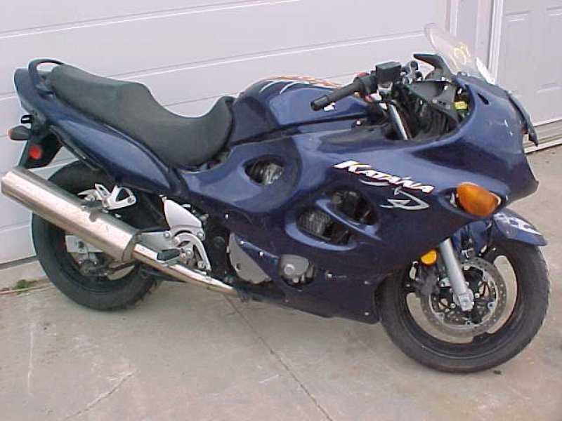 Сузуки катана 750