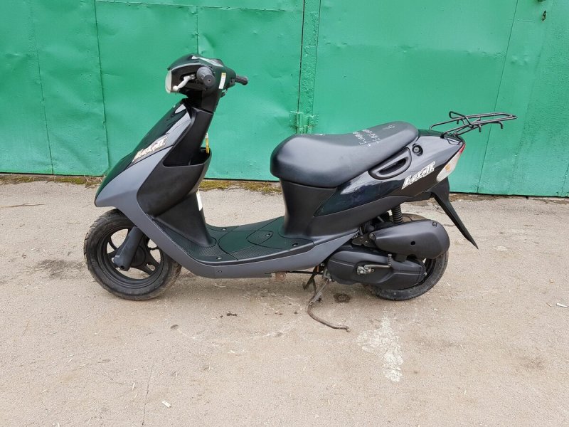 Скутер Suzuki Lets 2