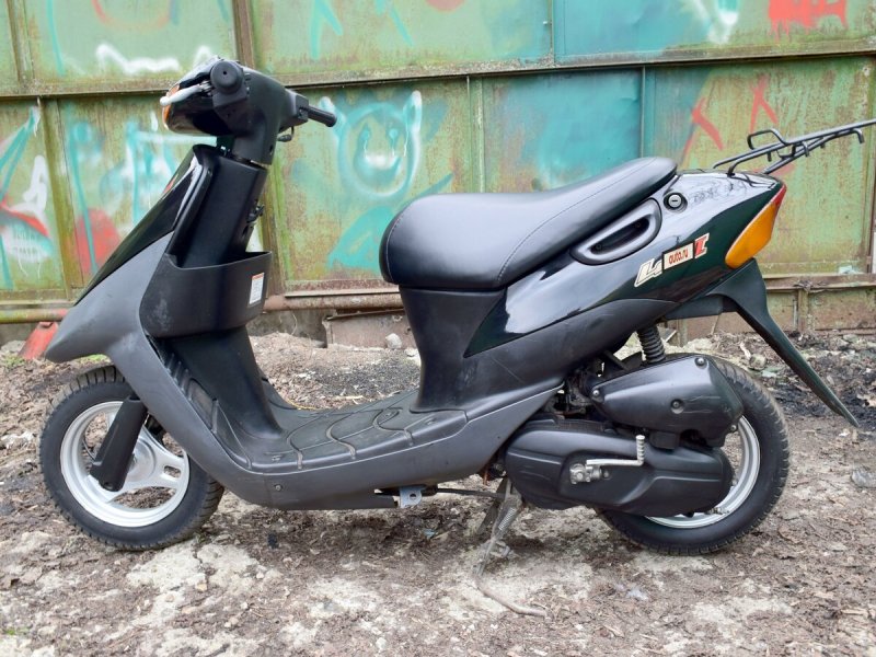 Японские Мопеды Suzuki Lets