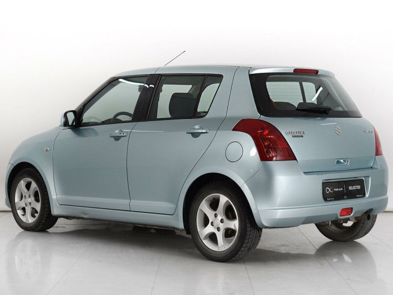 Кузов Suzuki Swift 2007