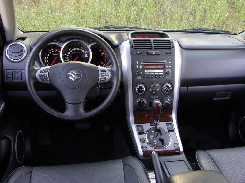 Suzuki Grand Vitara 2007 салон