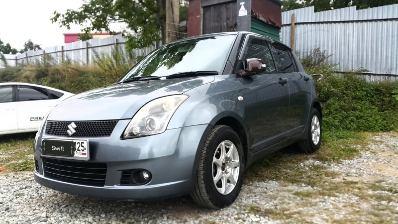 Suzuki Swift 2004