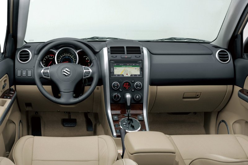 Suzuki Grand Vitara 2006 салон