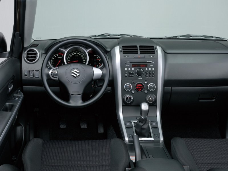Suzuki Grand Vitara 2008 салон