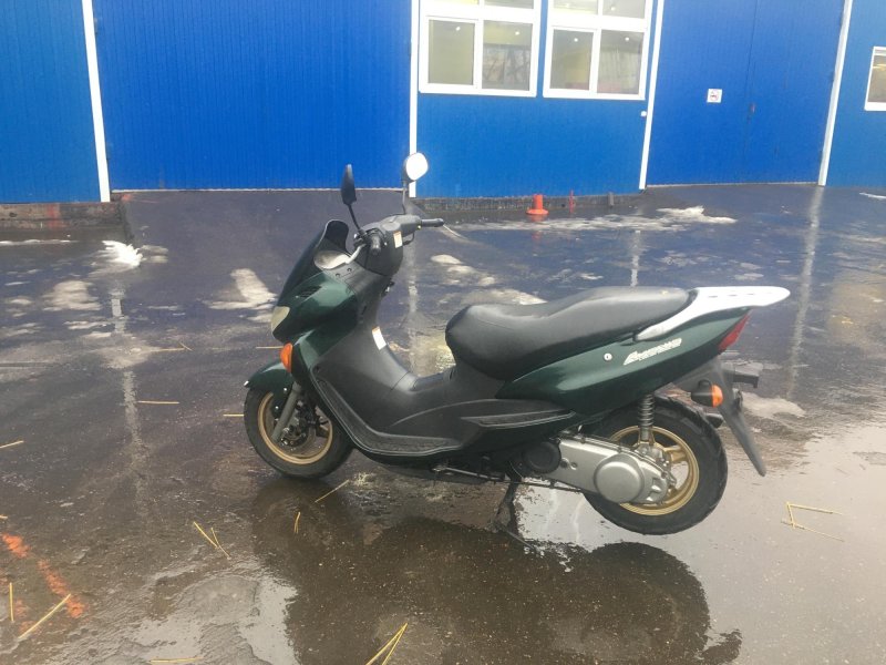 Suzuki Avenis 150