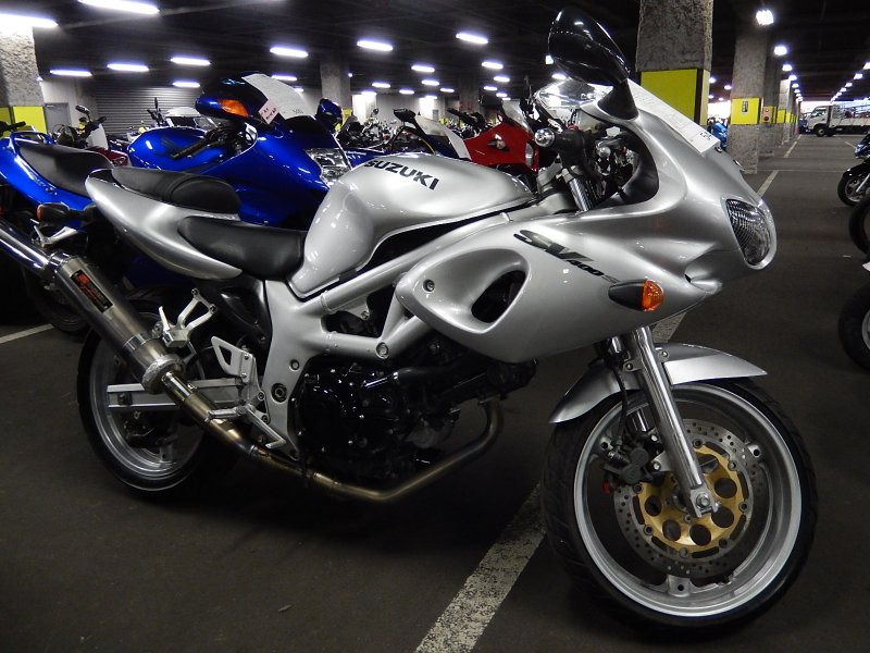 Мотоцикл Suzuki SV 400