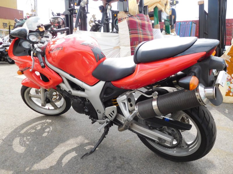 Suzuki SV 400