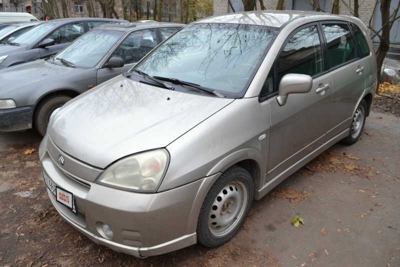 Сузуки Лиана 2003 год