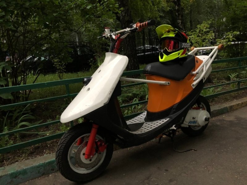 Suzuki Sepia 1992