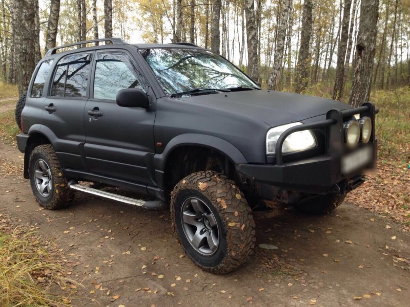 Suzuki Grand Vitara черный 2000