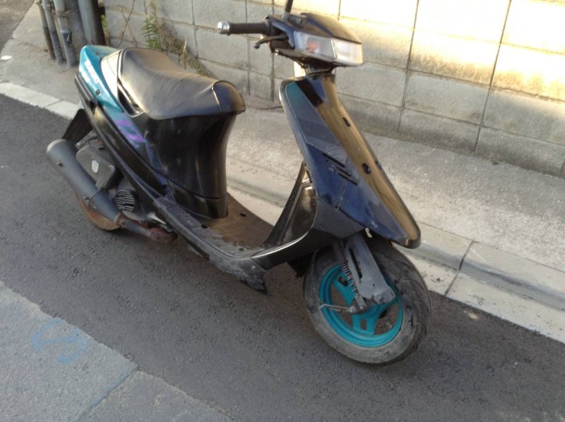 Suzuki Sepia ZZ 100