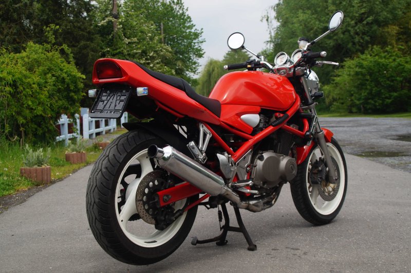 Suzuki Bandit 400