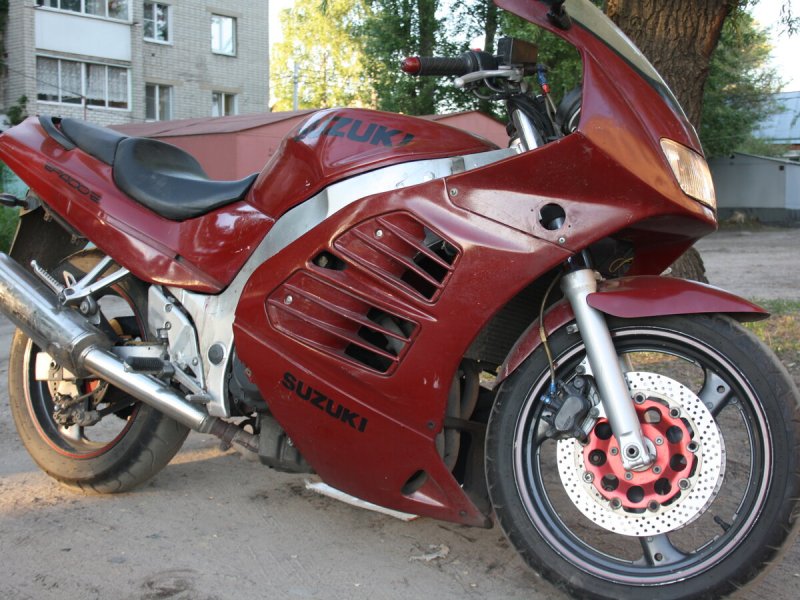 Suzuki rf400 1996