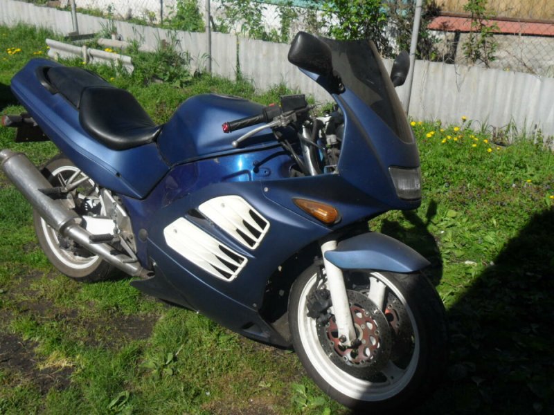 Suzuki RF 400 синий