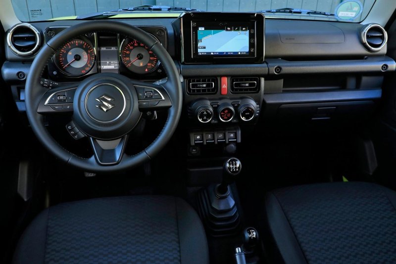 Сузуки Jimny салон 2019
