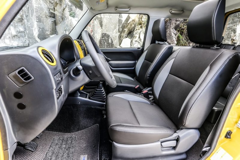 Suzuki Jimny 2016 салон