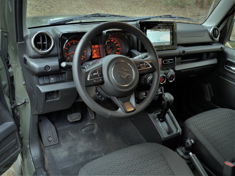 Suzuki Jimny 2022 салон