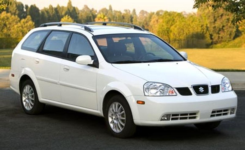 Suzuki forenza универсал
