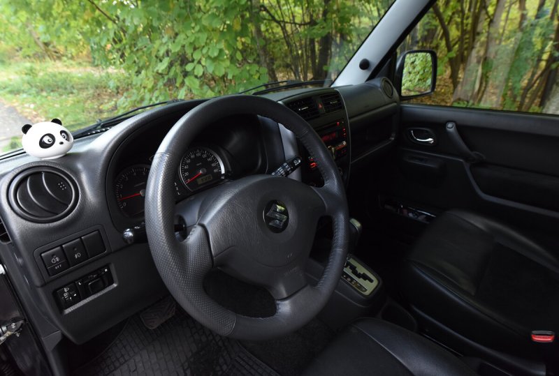 Suzuki Jimny III Рестайлинг 1 салон