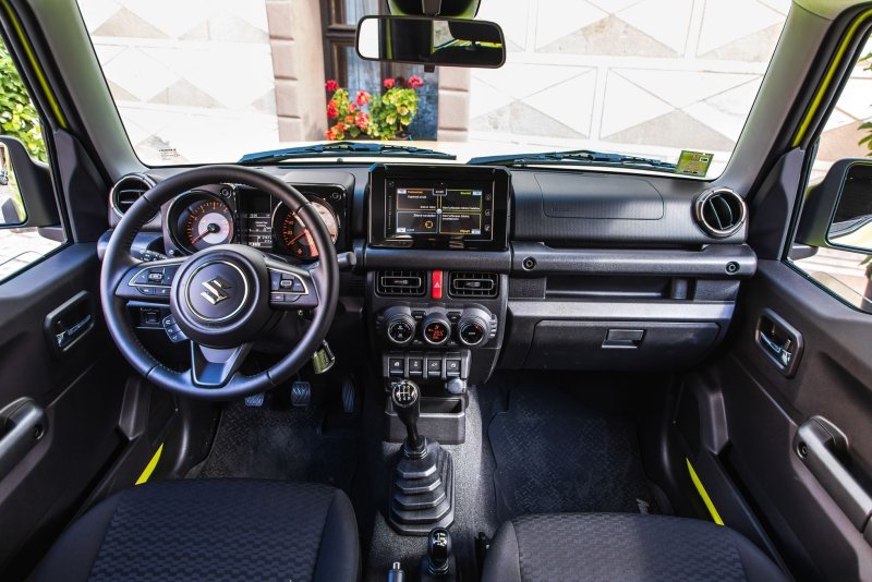 Suzuki Jimny 5