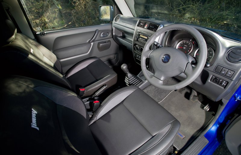 Suzuki Jimny 2011 Interior