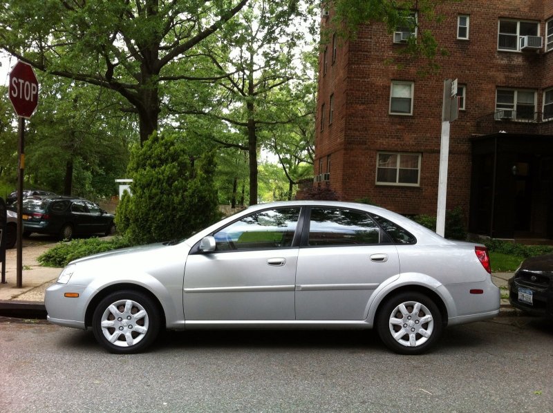Suzuki forenza 2005