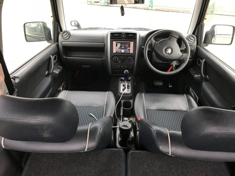 Suzuki Jimny 2005 салон