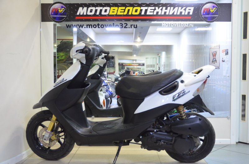 Suzuki Sepia ZZ