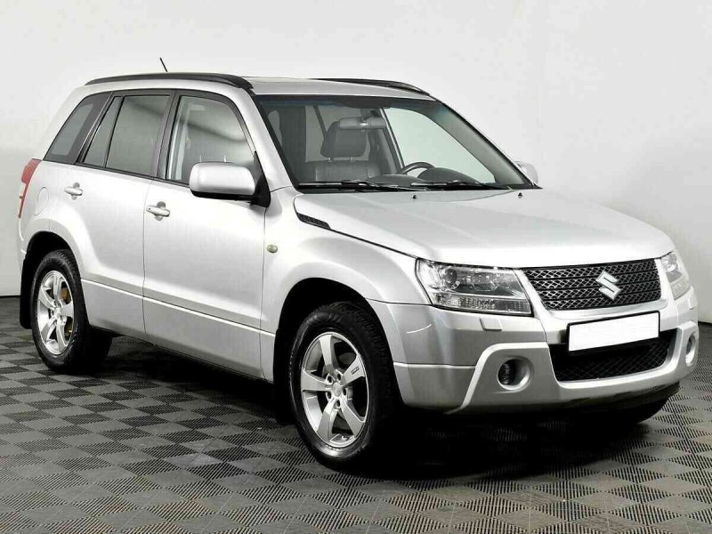 Suzuki Grand Vitara 2