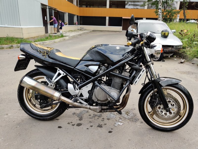 Suzuki Bandit 400