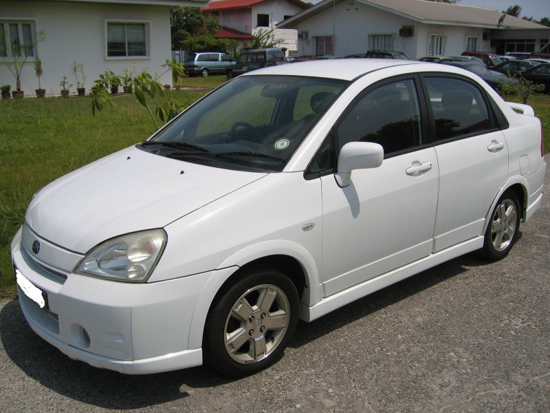Сузуки Лиана 2002 седан