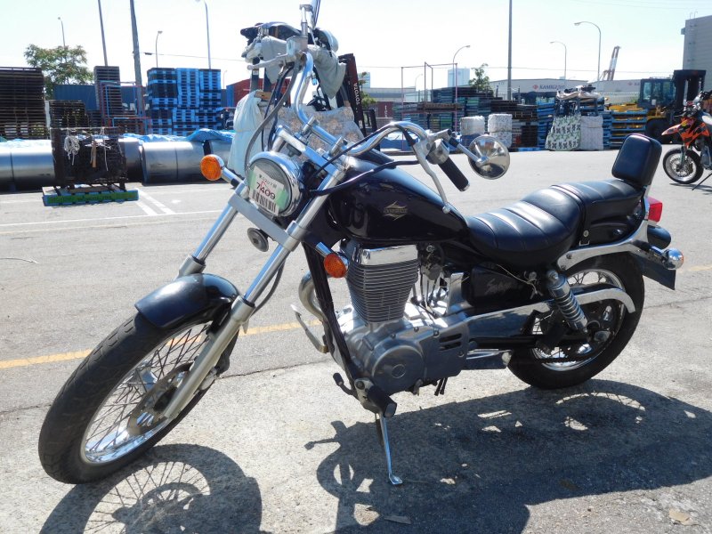 Сузуки Саваж 400