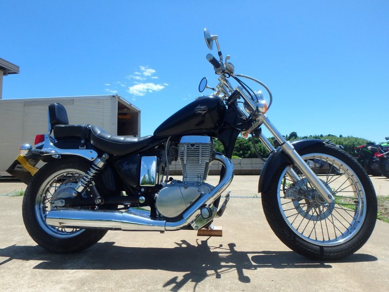 Сузуки Саваж LS 400