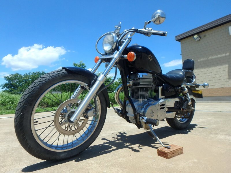 Suzuki Savage 400